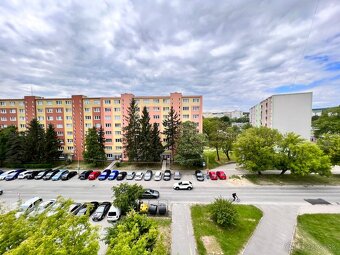 Prenájom zrekonštruovanej garzónky s loggiou – Považská ul - 13