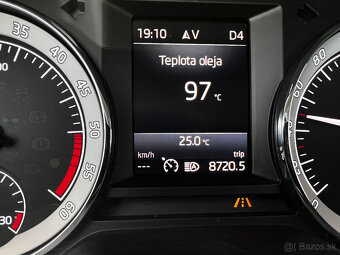 Škoda Octavia Combi 2.0 TDI Style DSG - 13