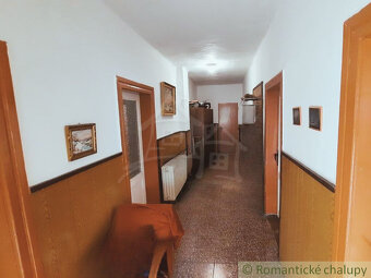 Rodinný dom v obci Kunešov - v tichej lokalite Kremnickýc - 13