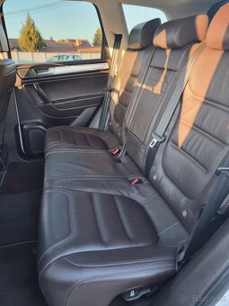 Volkswagen Touareg II 3.0 V6 TDI BMT 4MOTION Mountain 17 90 - 13