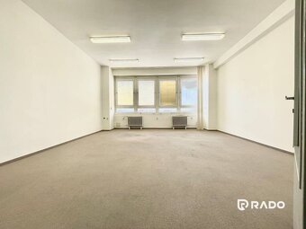RADO | Kancelárie na prenájom 31m2, budova Fischer TireTech, - 13