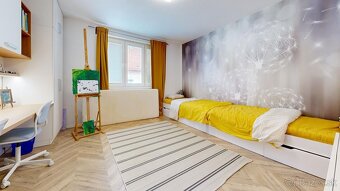 Krásny 3izb.byt v úplnom centre v oplotenom areáli s vlastný - 13