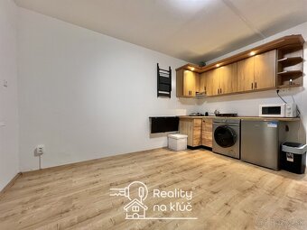 Na prenájom zrekonštruovaná zariadená garsónka na Nábrežnej - 13