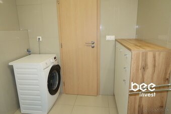 Exkluzívne-NOVOSTAVBA - 2 izbový nadštandartne veľký byt s l - 13