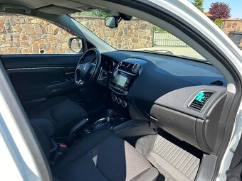 Mitsubishi ASX 2.2 DI-D Intense+ /4X4 /Automat /r.v.2017 - 13