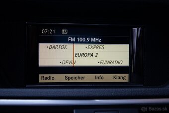 Mercedes-Benz E trieda Sedan 200 CGI Blue Classic 7G - 13