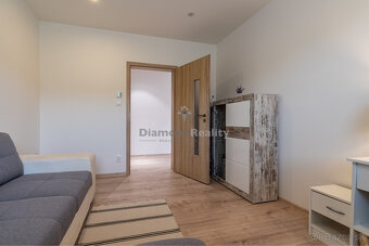 NA PREDAJ NOVOSTAVBA RODINNÉHO DOMU V OBCI GYŇOV - 13