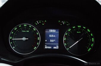 Škoda Octavia Combi 2.0 TDI Ambiente - 13