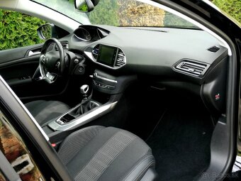 Peugeot 308 SW - 13