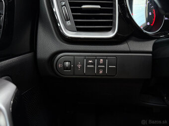 Kia Ceed SW 1.6 CRDi MHEV Gold A/T - 13