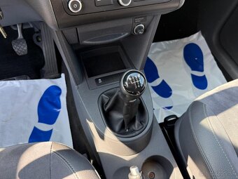 ► VW CADDY MAXI 2,0 TDI - 103 KW, TOP VÝBAVA, NAVI ◄ - 13