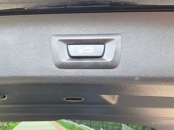 BMW 520 xDrive AT8 SPORTLINE HARMAN - KARDON - 13