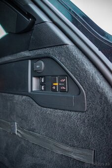 VW TOUAREG 180KW 3.0 TDI - EXCLUSIVE výbava Top stav SK ŠPZ - 13