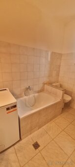 Rodinný dom s veľkým pozemkom na predaj v obci Malinovo - 13