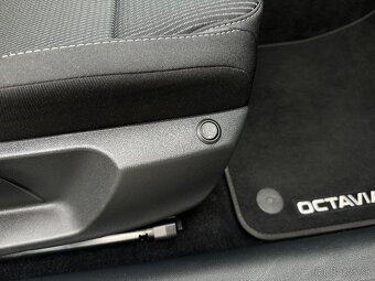 Škoda Octavia Combi 2.0 TDI SCR Style DSG - 13