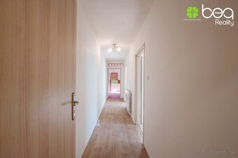 NA PREDAJ: Rodinný zrenovovaný dom, Ordzovany, okr. Levoča - 13