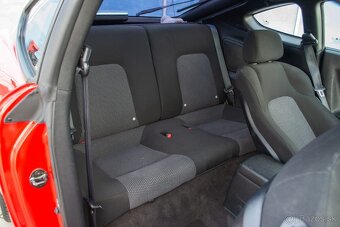 Hyundai Coupé 2.7 V6 Sport - 13