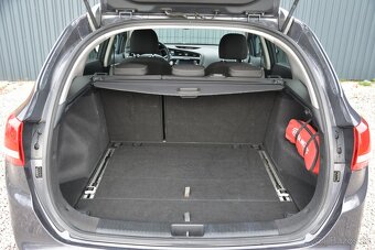 KIA Ceed 1.60 CRDi, Platinum, Automat, Xenon, TOP stav - 13