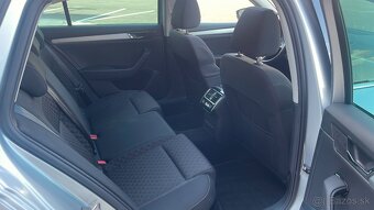 Škoda Superb Combi 2.0TDi 110 DSG - 13