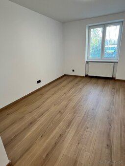 2-izbový moderný byt v centre mesta - 13
