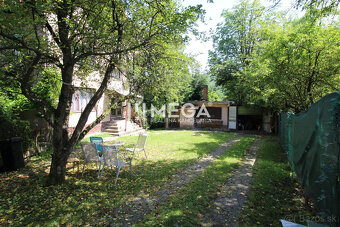 Na predaj rodinný dom s veľkým potenciálom blízko mesta Hume - 13