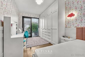 Grand Koliba, dve záhrady, dve garáže, dokonalý komfort - 13