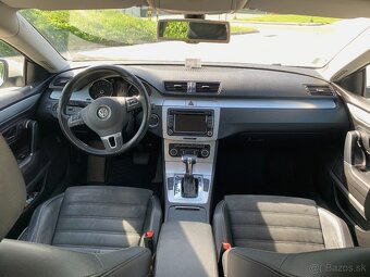 Volkswagen Passat 2.0 TDI Highline - 13