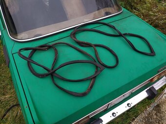 Nové a použité náhradné diely na moskvich - 13