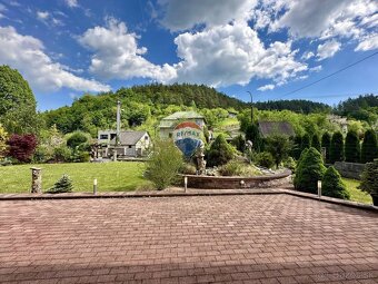 Zariadený novopostavený rodinný dom v nádhernej prírode - 13