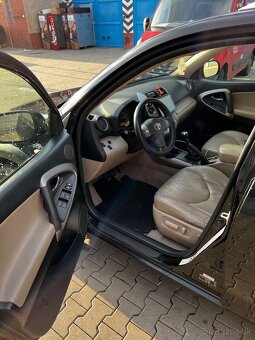 Toyota rav4 2,2 D-CAT 4x4 - 13