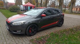 Ford Focus 1.0 EcoBoost 125k Business X - 13