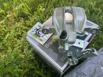 Nahradne diely na VW PASSAT B4 variant, kombi, combi, sedan - 13