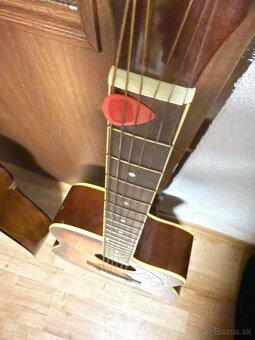 Predam gitary Yamaha,Nashville - 13