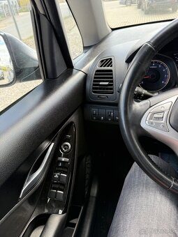 Hyundai ix20 1.6i Style - 13