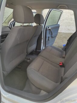 Volkswagen Polo 1.2 benzín 3V 2002r - 13