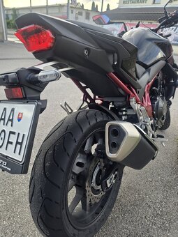 Honda hornet 750, rok 2024 - 13