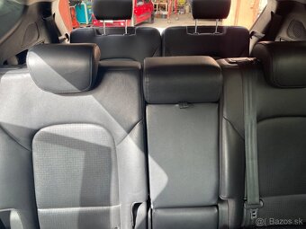Hyundai Santa Fe 4X4 2,2 CRDI 145KW A/T kúpené na Slovensku - 13