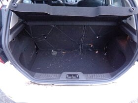 Ford fiesta MK7 1,25, 60kw rozpredám na náhradné diely - 13
