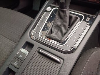 VW Passat B8 Variant 2.0TDI 110kW DSG - záruka Autodraft - 13