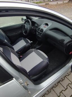 Peugeot 206 - 13
