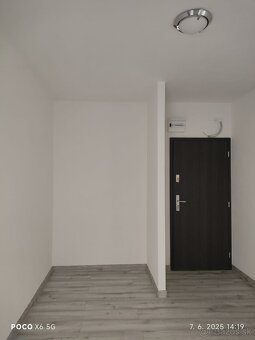 2 izbový, priestranný byt - 13