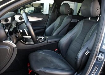 Mercedes-Benz Třídy E 300de N.TOP PANO K360° 143 kw - 13