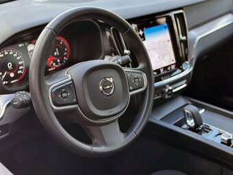 Volvo V60 B4 Business diesel 197PS AT/8 r.2022 - 13