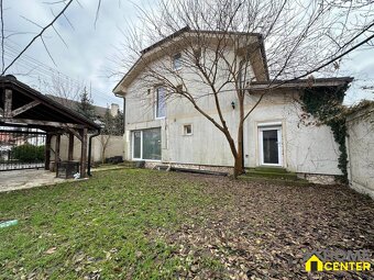 PREDAJ : RODINNÝ DOM, KOMÁRNO - NOVÁ STRÁŹ - 13