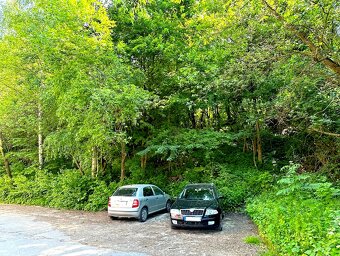 Handlová - 2.840 m2 pozemok na projekt - VÝSTAVBA DOMOV - 13