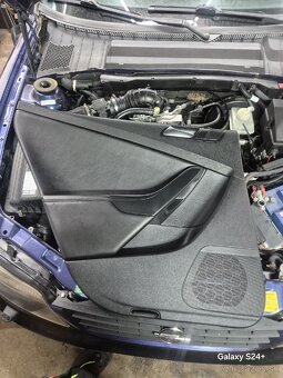 Passat B6 sedačky koža + alcantara top stav - 13