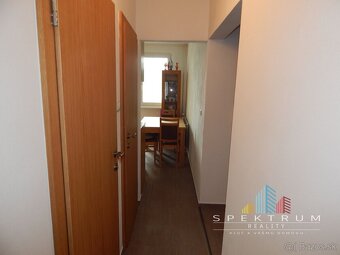SPEKTRUM REALITY- Na Predaj 3-izbový byt, 72 m2 s loggiou, P - 13