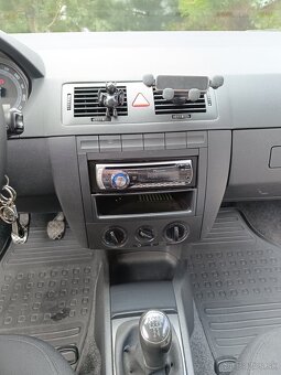 Škoda Fabia 1.2  12V  Ambiente - 13