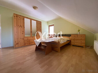 ZNÍŽENÁ CENANA PREDAJ RODINNÝ DOM PRIAMO V CENTRE - 13