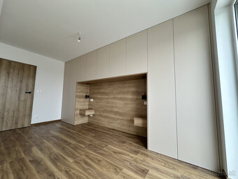 Na predaj moderný 4-izbový rodinný dom s tepelným čerpadlom  - 13